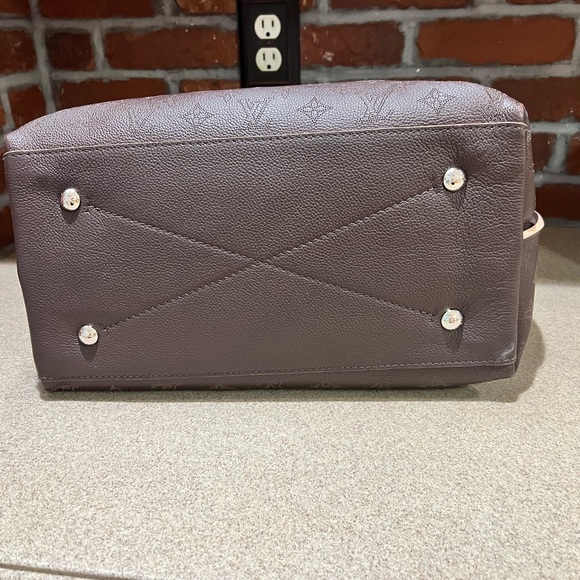 Carmel in Black - Picture 7 of 15